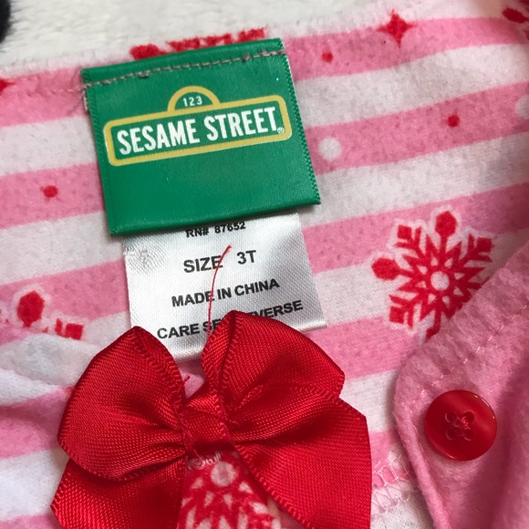ELMO Sesame Street girls Christmas pajamas size 3t - Picture 4 of 4